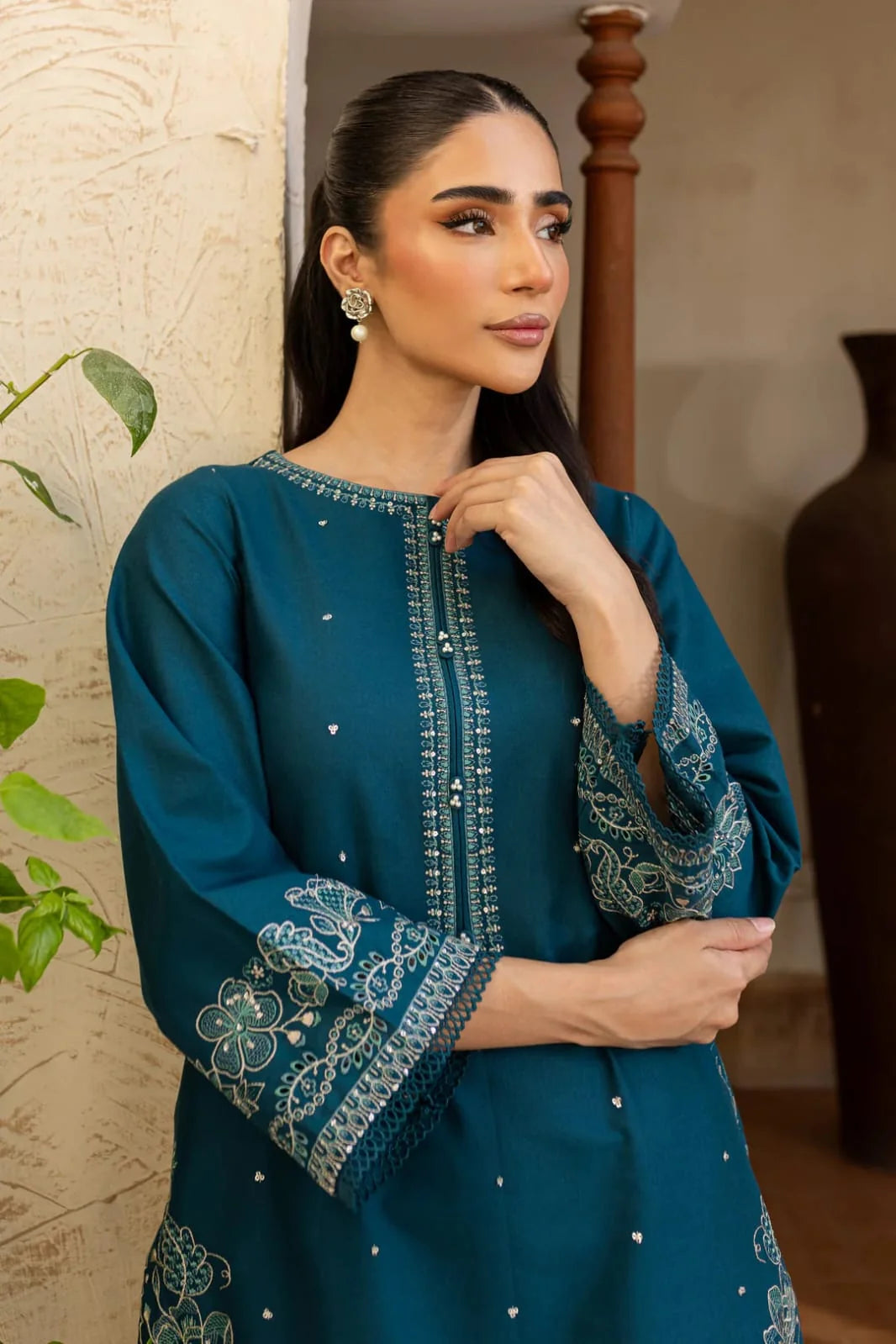 Wania - Unstitched Embroidered Dhanak – 2 PC
